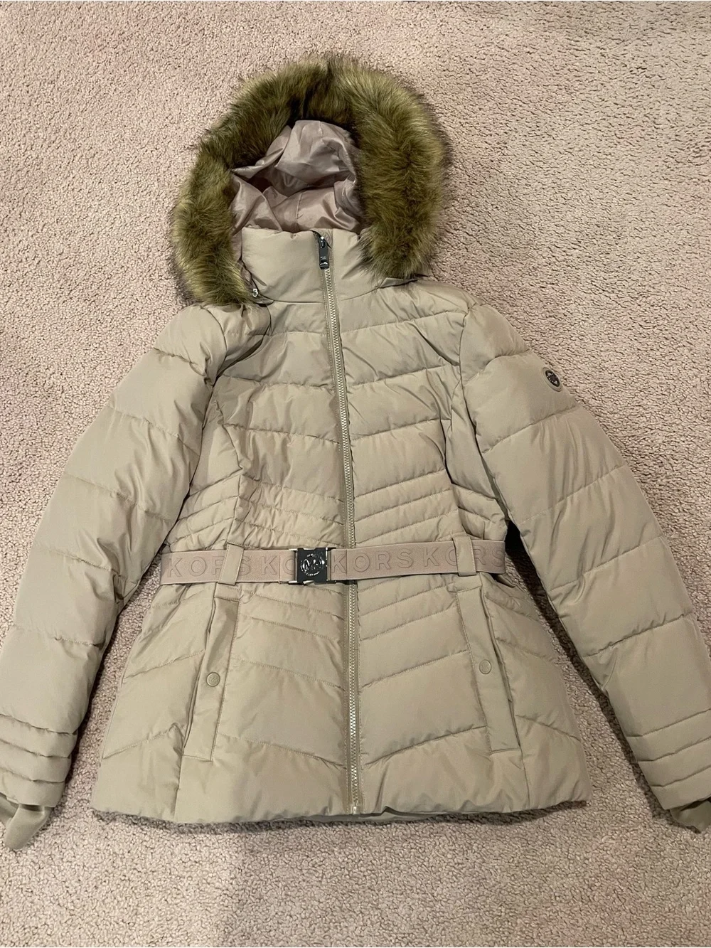 MICHAEL KORS Tan Faux Fur Trim Hood Puffer Jacket w/Belt